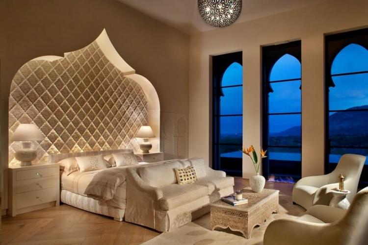 Arches de cloison sèche orientales