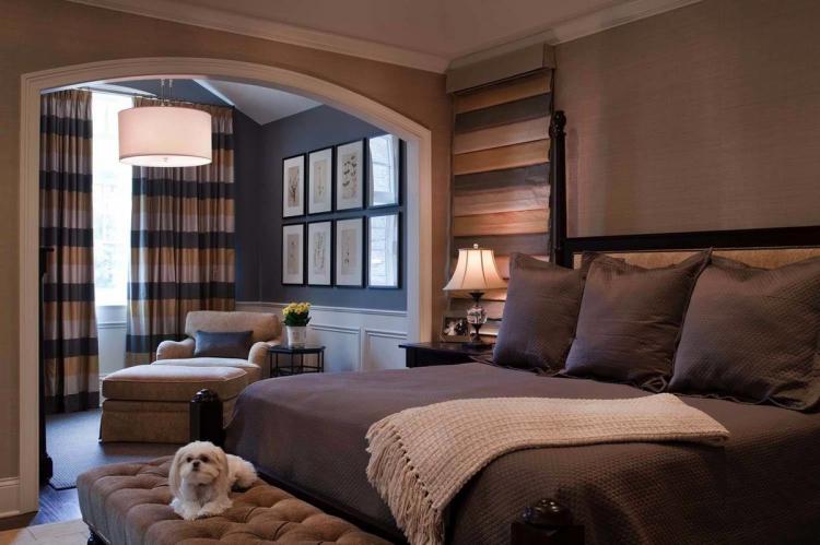 Arches de cloison sèche dans la chambre