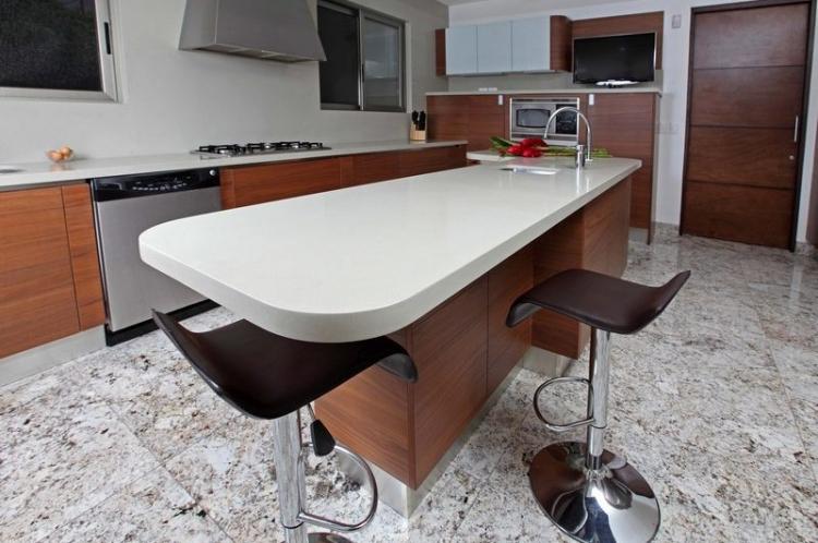 Pierre naturelle - Matériaux pour le comptoir de bar pour la cuisine