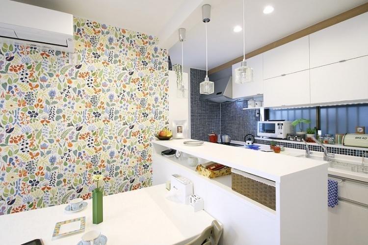 Papier peint pour cuisine blanche - photo de design d'intérieur