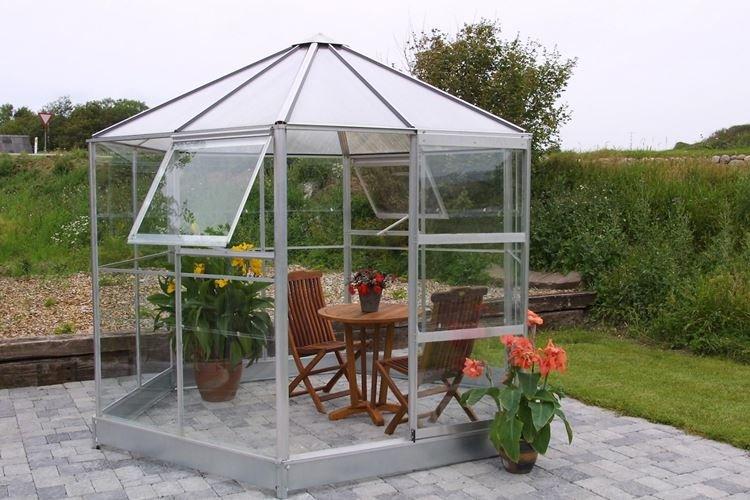 Gazebo fermé en polycarbonate - photos et idées