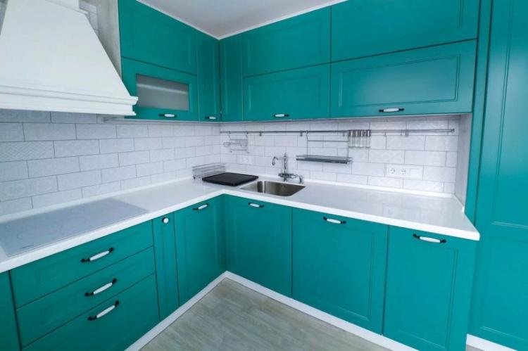 Conception de cuisine en couleur turquoise - photo