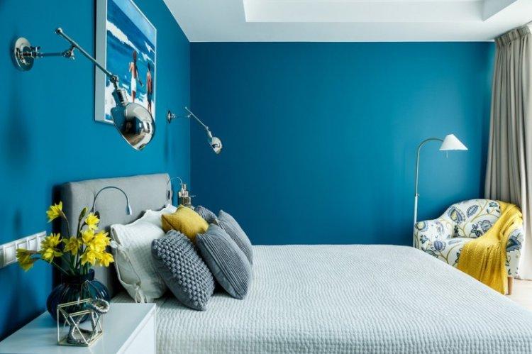 Chambre à coucher de couleur turquoise - photo de design d'intérieur