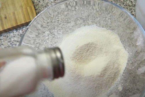 Biscuit classique au kéfir - une recette pas à pas