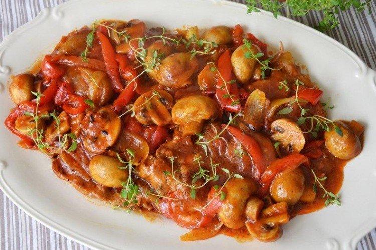 Champignons à la sauce tomate épicée - recettes