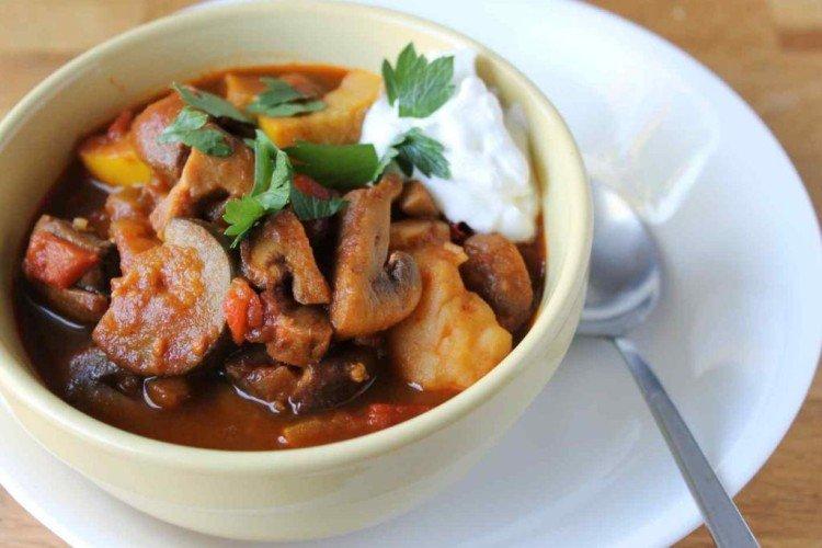 Goulasch aux champignons - recettes