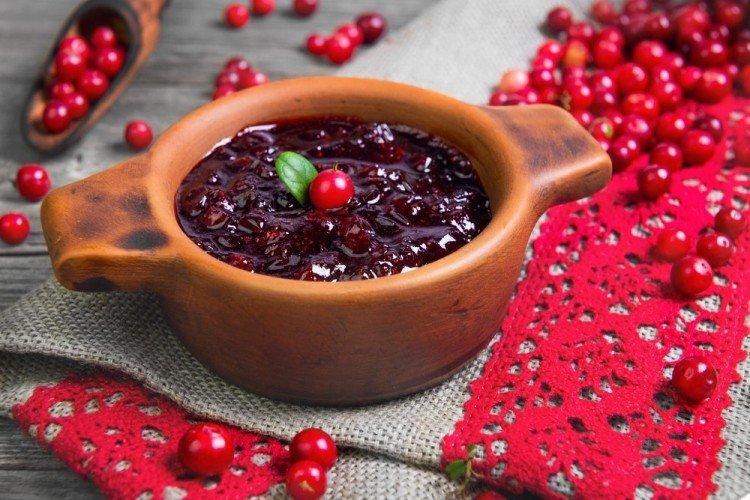 Sauce épaisse aux airelles pour viande avec amidon - recettes