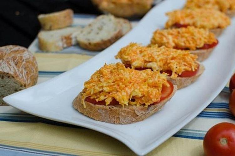 Sandwichs aux carottes et au fromage pour le Nouvel An 2021 - recettes