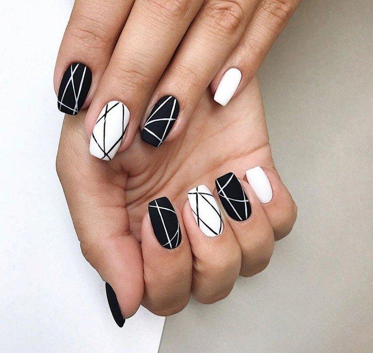 Rayures - Manucure noir et blanc