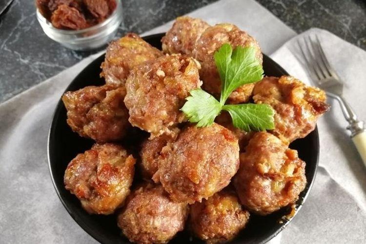 Boulettes de boeuf aux abricots secs - Que cuisiner à partir de recettes de boeuf haché