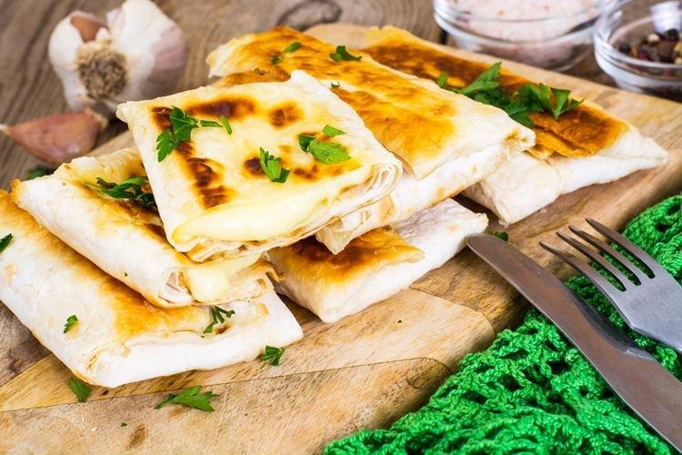 Lavash au fromage - Que cuisiner pour un dîner rapide et savoureux