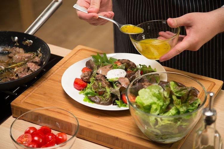 Salade tiède au foie - De quoi cuisiner pour un dîner rapide et savoureux
