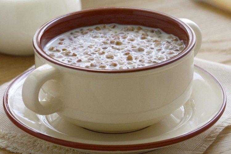 Soupe au lait au sarrasin - Que cuisiner pour un enfant pour le dîner
