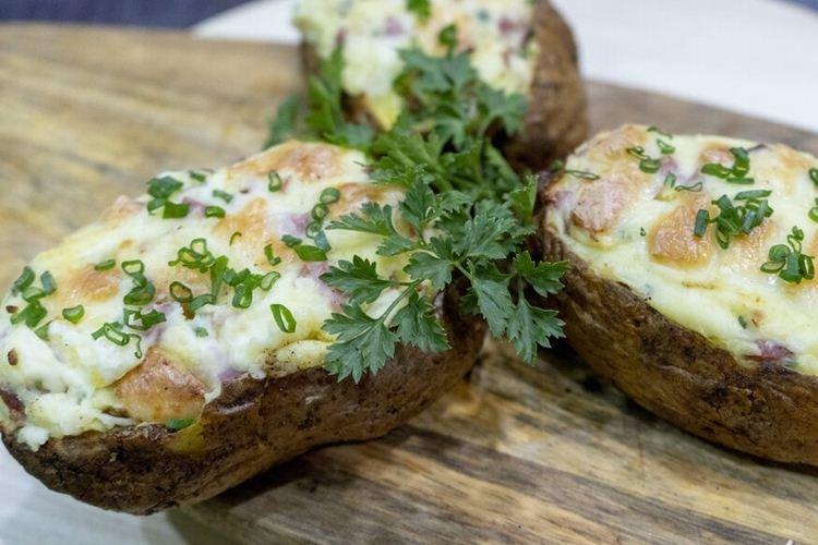 Pommes de terre fourrées au fromage - Que cuisiner pour un enfant pour des recettes de petit-déjeuner