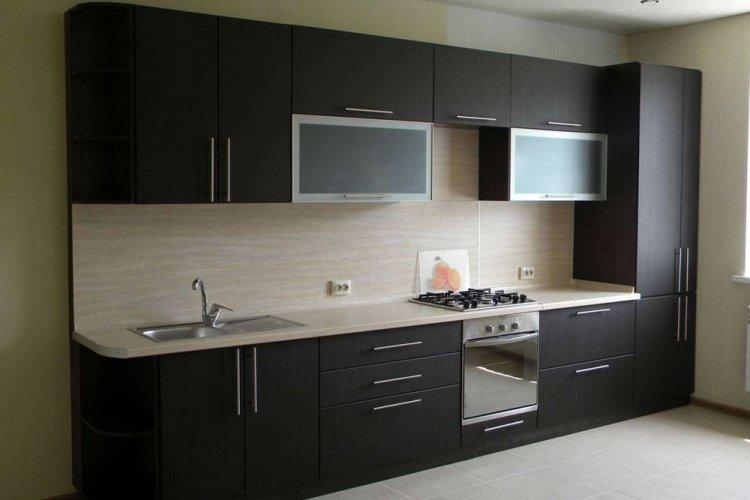 Couleur wengé dans la cuisine - conception de photos