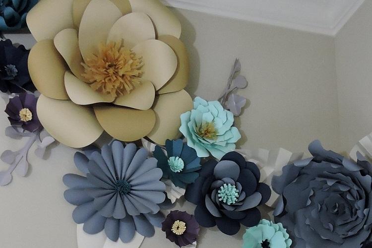 Fleurs en papier DIY - photos et idées