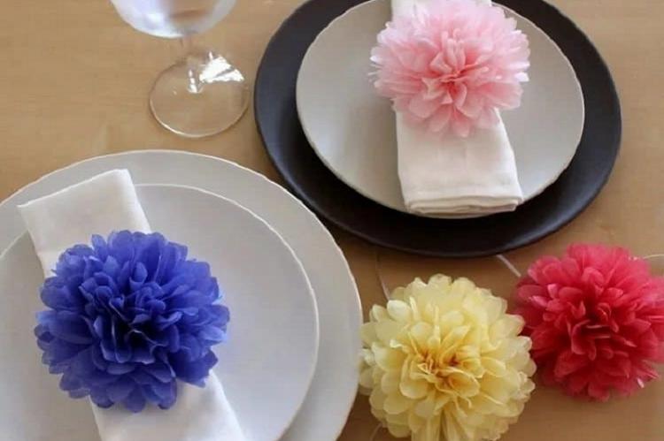 Fleurs de serviettes avec vos propres mains - photo