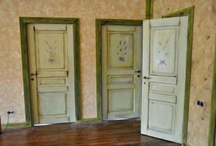 Vieillissement - DIY déco de porte ancienne