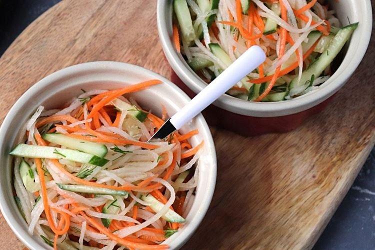 Salade diététique au daikon - recettes