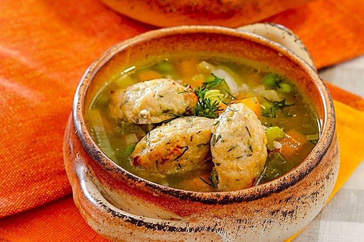 Soupe diététique au riz et aux boulettes - recettes