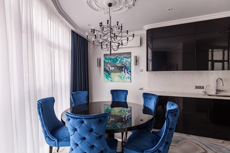 Aménagement intérieur d'un appartement dans le style art déco