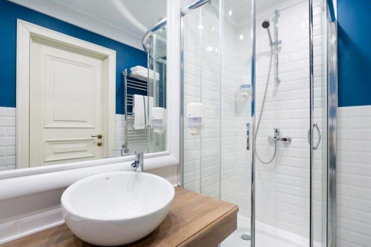 Salle de bain contemporaine - photo design d'intérieur