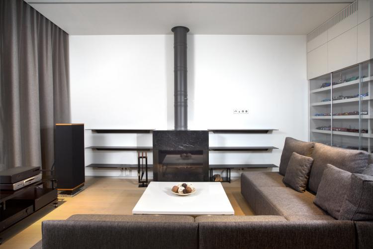 Conception d'appartement sur l'autoroute Peterhof