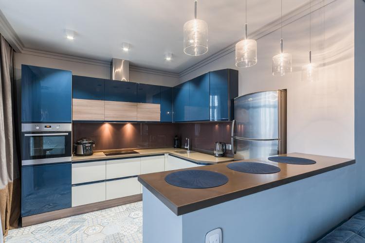 Appartement dans le style du minimalisme - photo de design d'intérieur