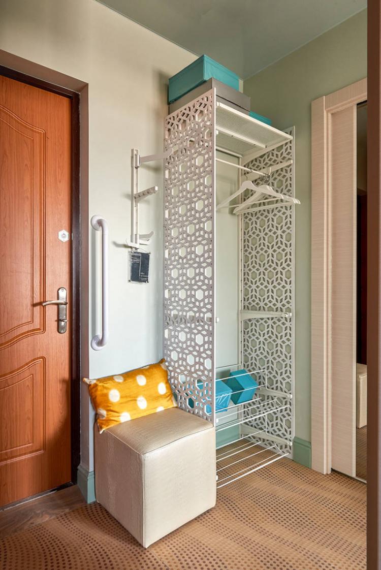 Conception d'un petit couloir - photos d'intérieurs réels