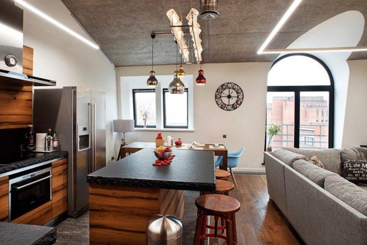 Conception de cuisine dans le grenier - photo