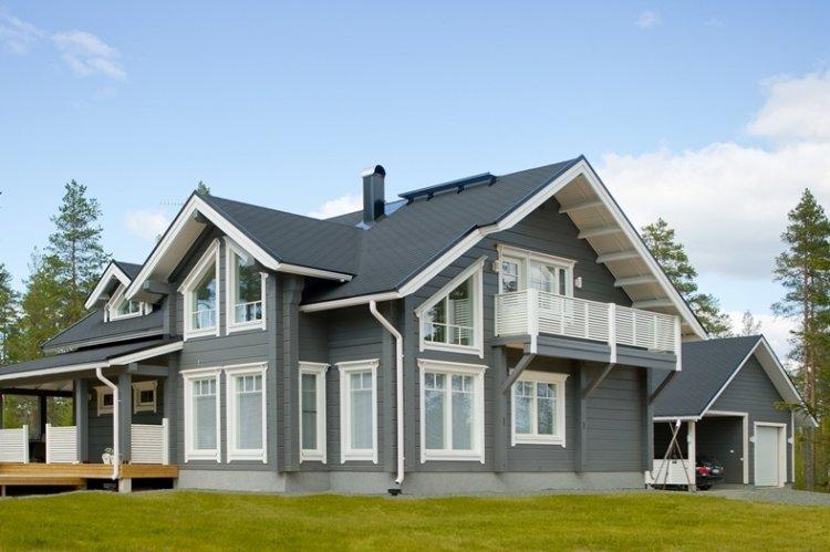 Maison de style scandinave avec balcon - projets et photos