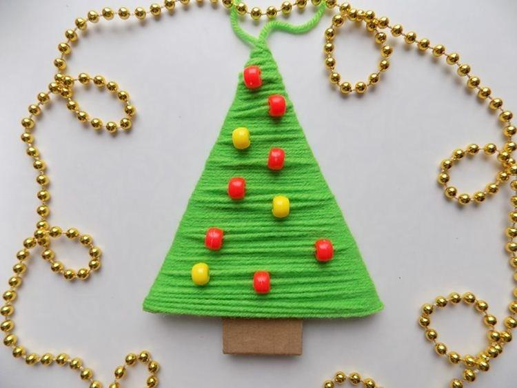 Sapin de Noël DIY en fils - photos et idées