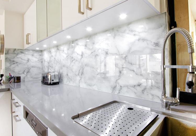 Tablier de cuisine en pierre naturelle