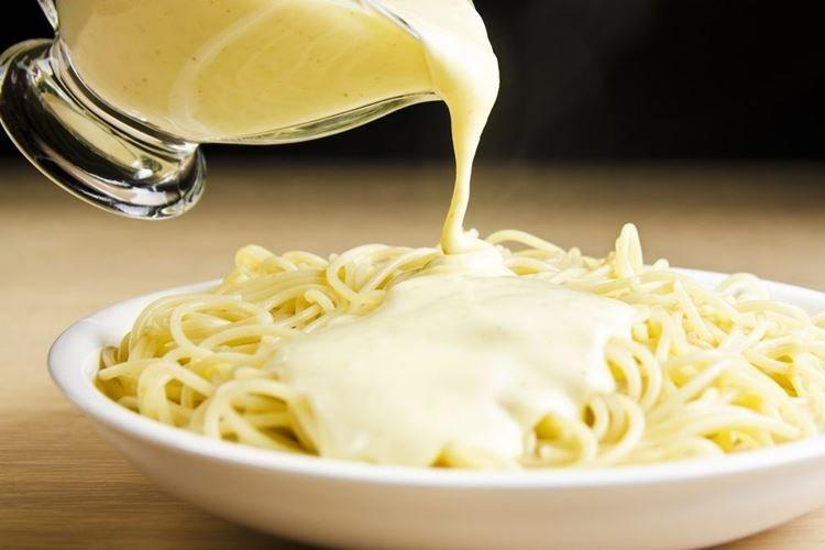 Sauce au fromage à la crème