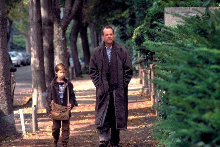 Sixième sens (1999)