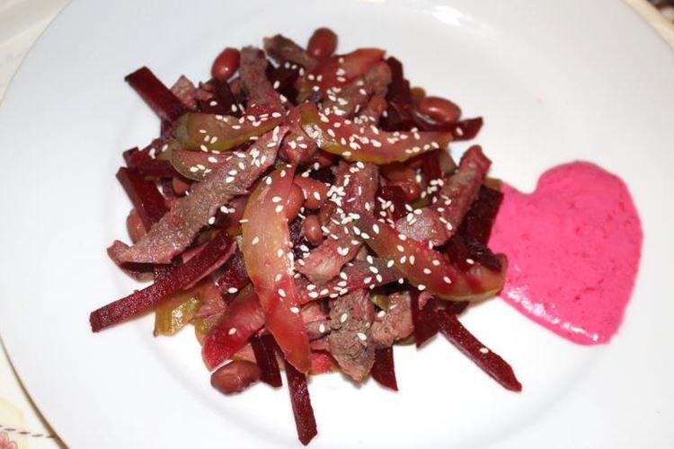 Salade de langue de boeuf et betteraves rouges