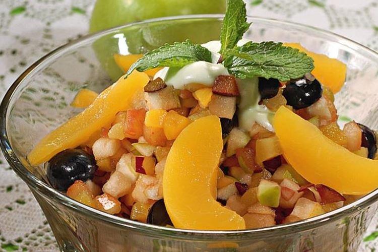 Salade de fruits à la menthe