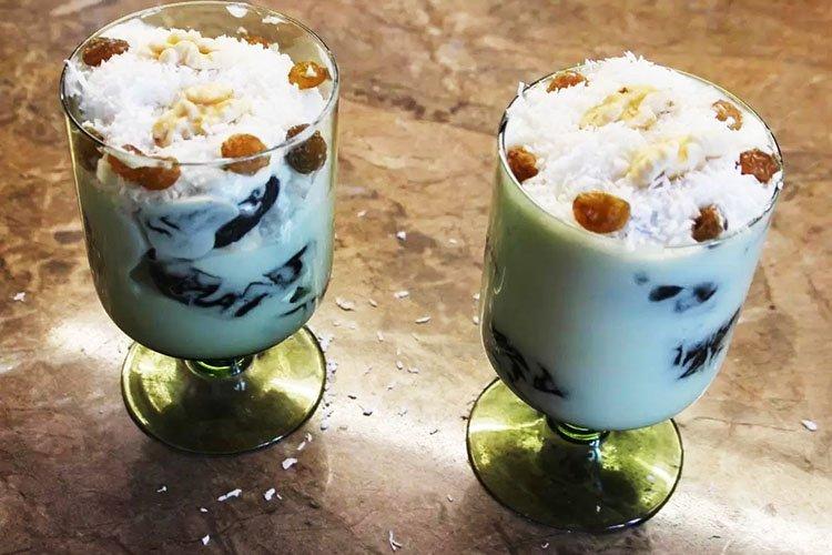 Crème sure avec marmelade