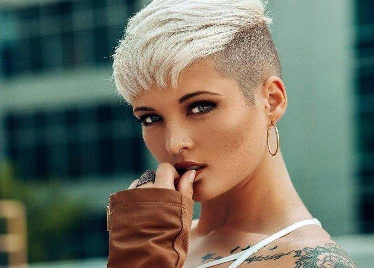 Lutin audacieux aux tempes rasées