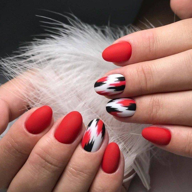 Manucure rouge - photo et belles idées