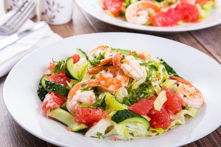 Salade de crevettes et pamplemousse