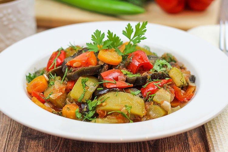 Ragoût de légumes maigres aux courgettes