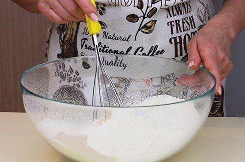 Kurnik au poulet et pommes de terre - une recette classique