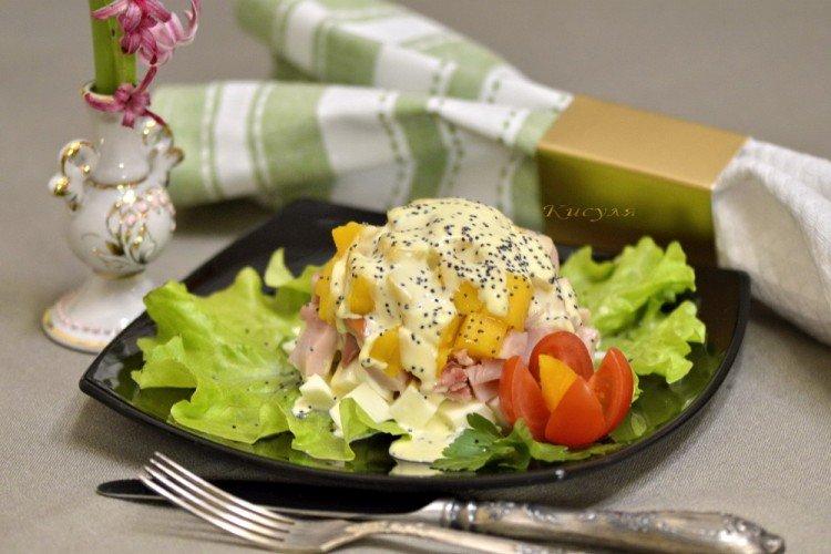 Salade de poulet fumé et mozzarella