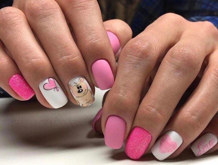 Manucure rose - photos et idées