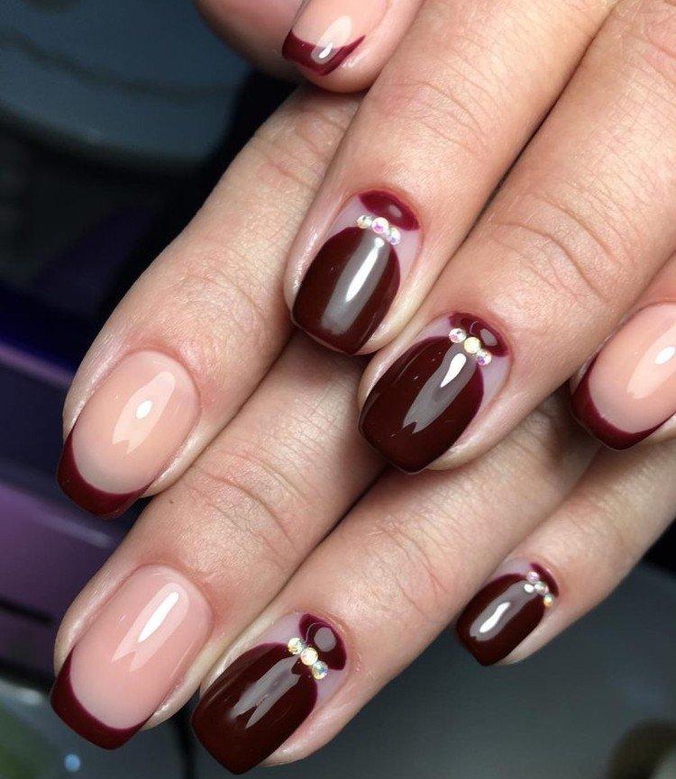 Manucure française et lunaire bourguignonne