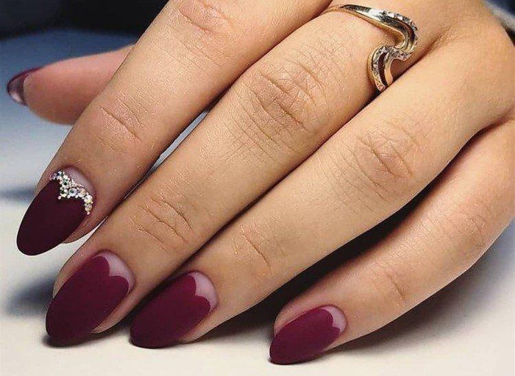 Manucure bourguignonne - photos et idées