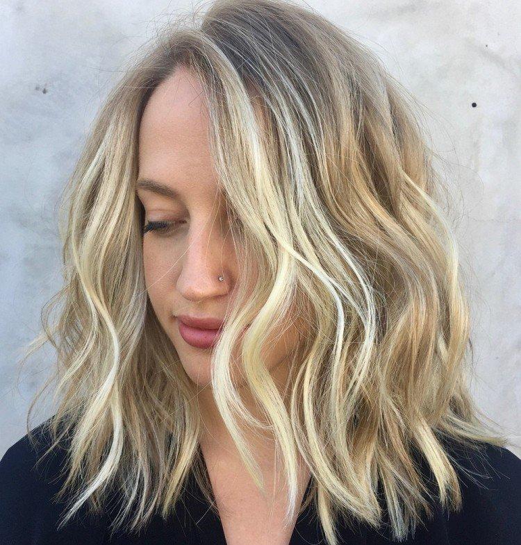 Balayage sur cheveux châtain clair - photos et idées