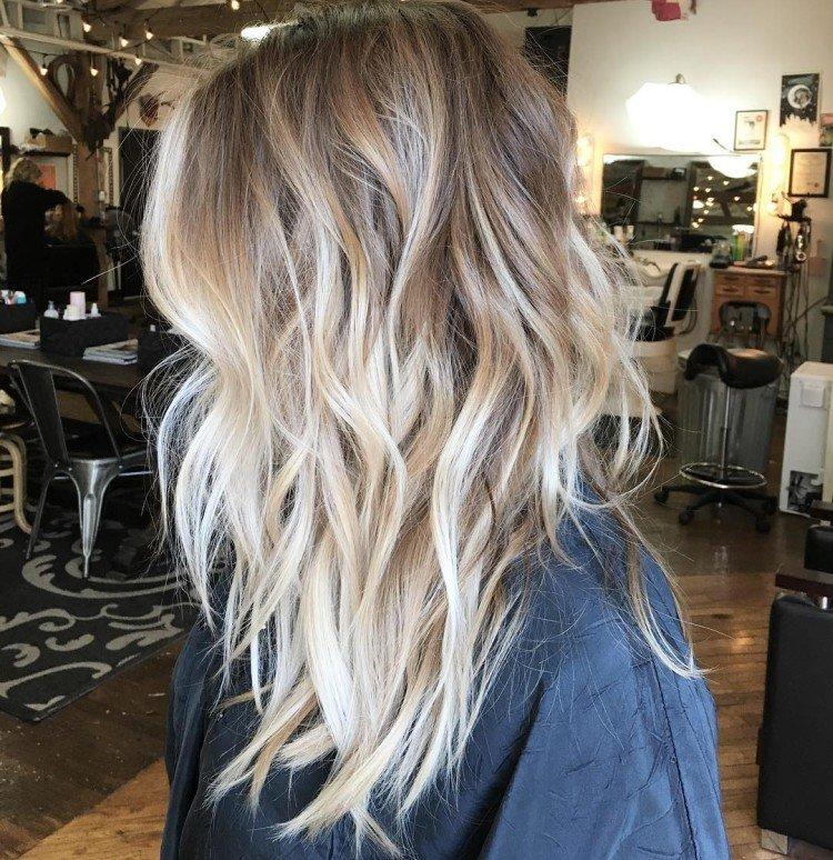 Balayage sur cheveux châtain clair - photos et idées