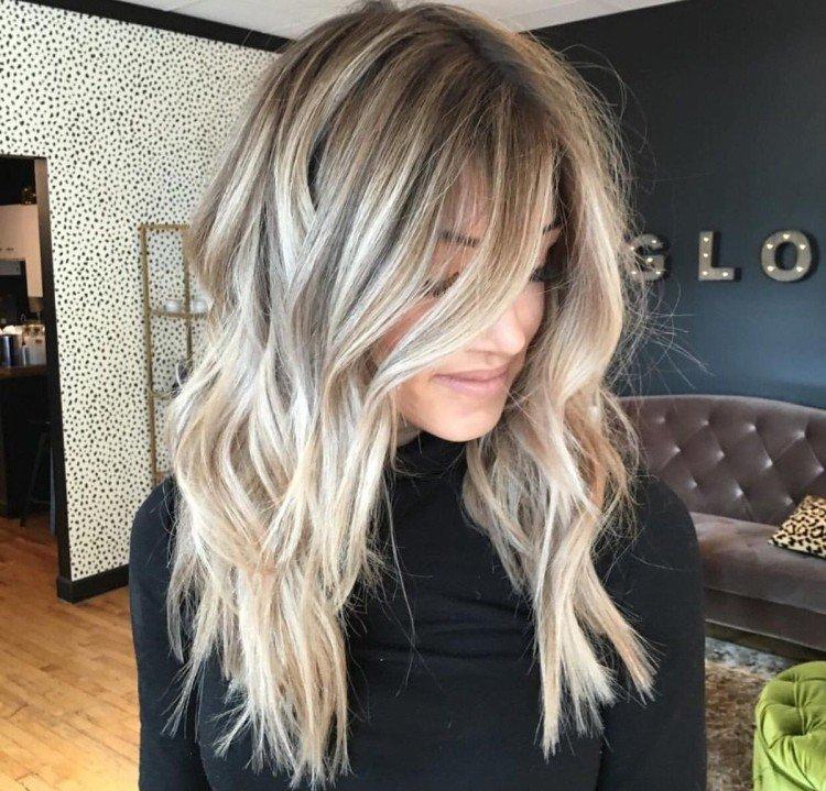 Balayage sur cheveux châtain clair - photos et idées